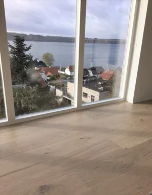 FloorMaster Herregårdsplank - Eg neutral mat lak 260 mm. 