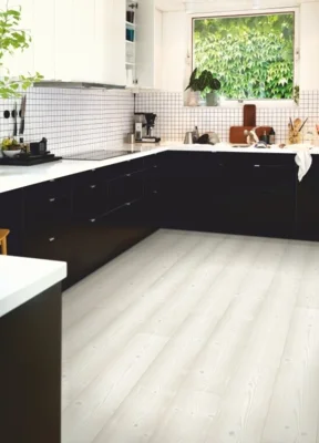 Pergo Visby Sensation - Brushed White Pine, Planke