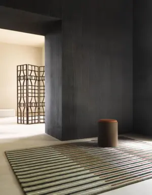 095907