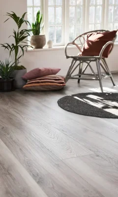 Organic Silent, Grey Oak plank 523