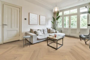 Estate Collection, Oak Avignon, Sildeben