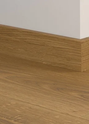 Fodpanel til laminatgulv - Natural Oak, INGEN RETURRET! 