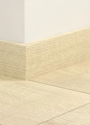 Fodpanel til laminatgulv - Blonde Oak, INGEN RETURRET!