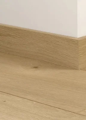 Fodpanel til laminatgulv - Romantic Natural Oak, INGEN RETURRET! 