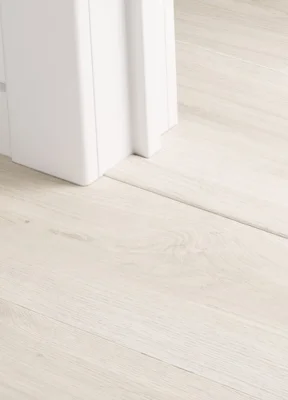 Vinyl 4-i-1 liste til Namsen, White Heritage Oak, INGEN RETURRET! 