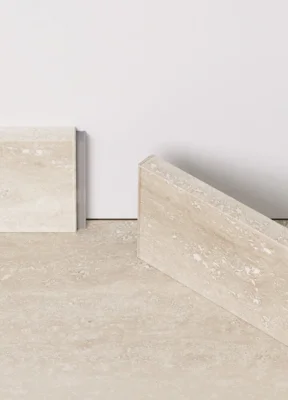 Vinyl fodpanel til Isefjord - Medium, Greige Travertine, INGEN RETURRET!