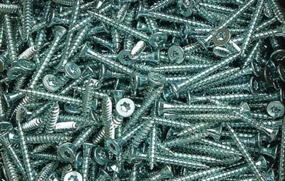 Skruer 3,0x15 mm.
