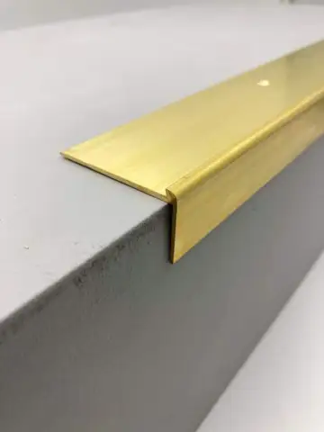 Trappeforkant til 3,2 mm. linoleum, stor - midthullet