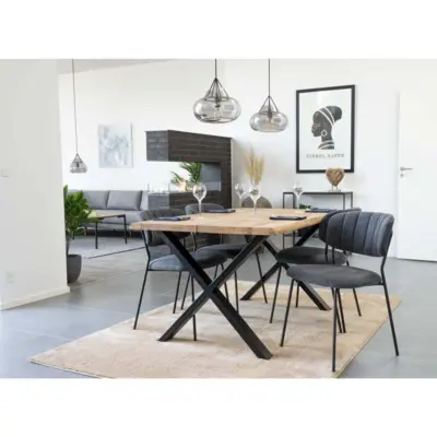 Spisebord Toulon, Egetræ med bølget kant 140x95 cm.