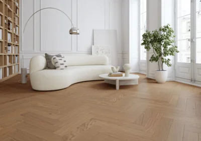 Moland Super Eg Herringbone - Brisbane Natural Oak 