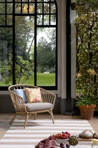 Laura Ashley - Lille Pale Ochre, Udendørstæppe