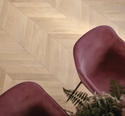 Parador Sildeben Trendtime 10 - Chevron 45°, Eg hvid mat lak 