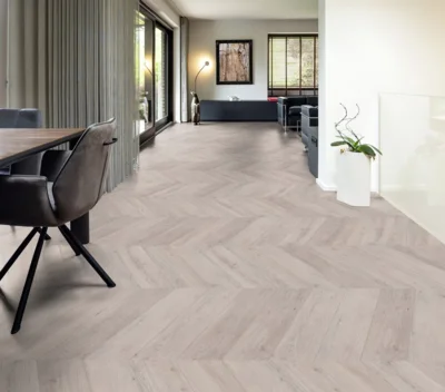 Chevron Edition Pro, Oak Helsinki 