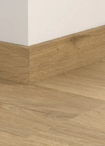 Fodpanel til laminatgulv - Natural Honey Oak, INGEN RETURRET! 