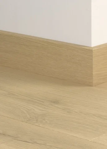Fodpanel til laminatgulv - Fresh Oak, INGEN RETURRET!