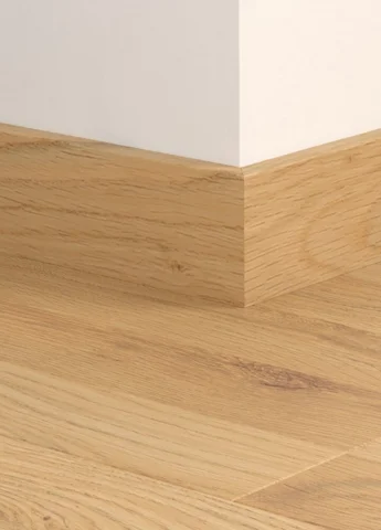 Fodpanel til laminatgulv - Classic Oak, INGEN RETURRET!