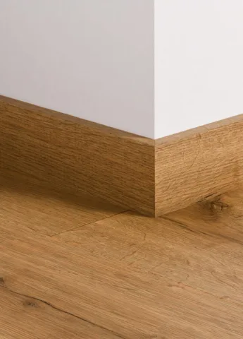 Fodpanel til laminatgulv - Hazelwood Oak, INGEN RETURRET!