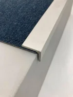 25 x 25 x 3 mm. vinkelprofil - u/huller