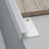 Trappeafslutning, 10,2 mm. midthullet 