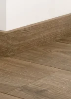 Fodpanel til laminatgulv - Browned Oak, INGEN RETURRET!